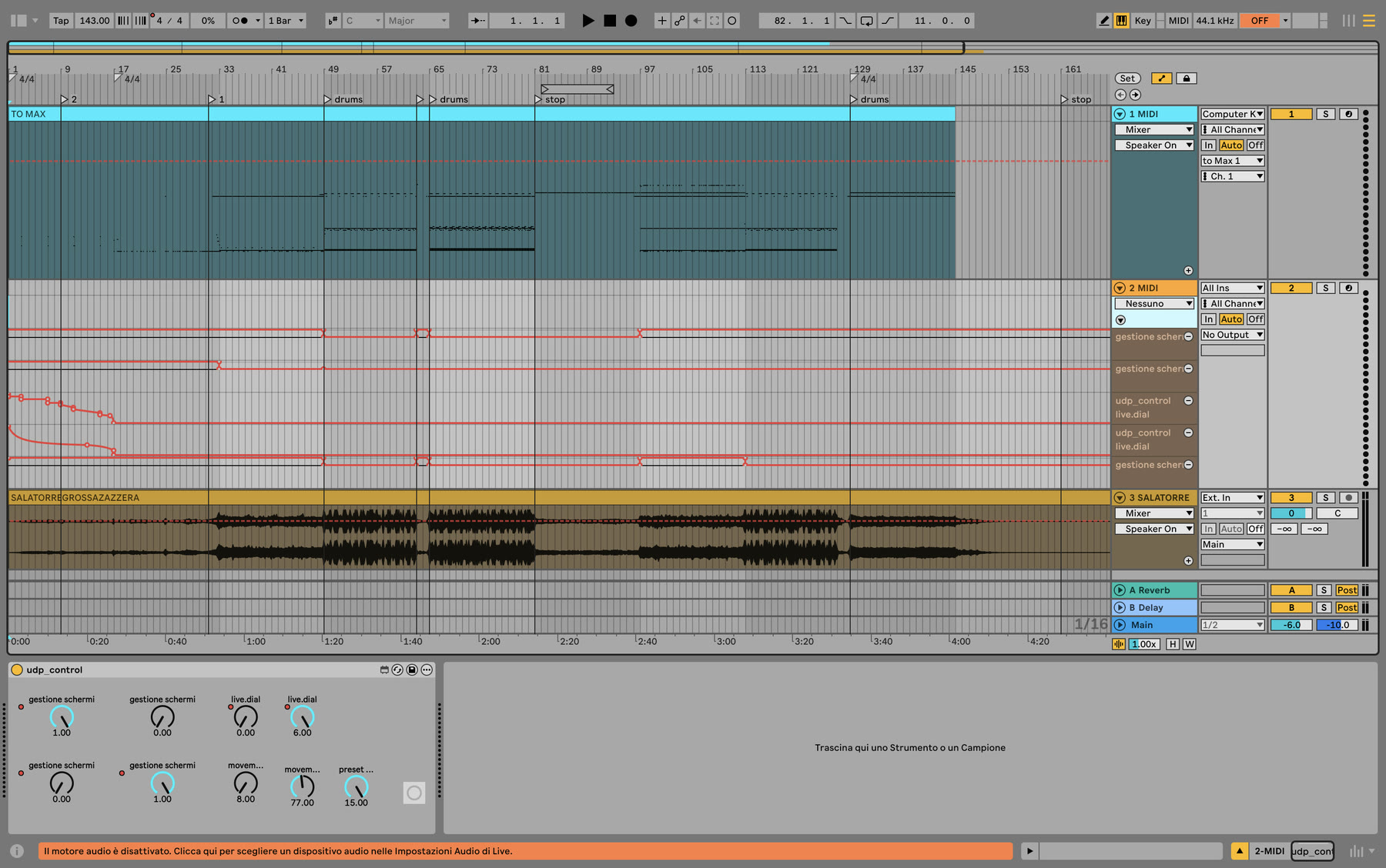 La vista arrangiamento di Ableton Live con le tre tracce del progetto, le automazioni sulla traccia del device e il device udp_control aperto in basso.